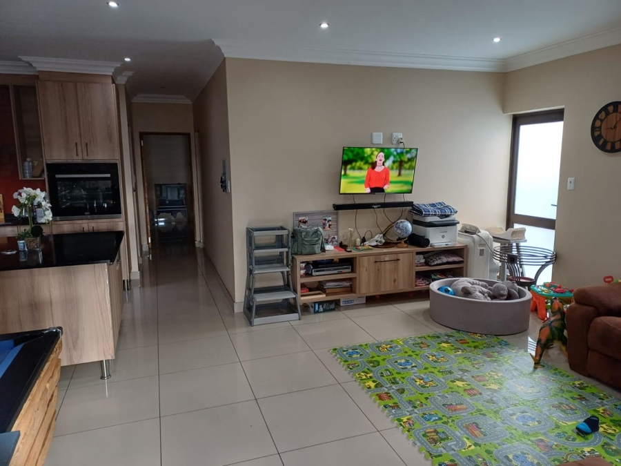 3 Bedroom Property for Sale in Pellissier Free State